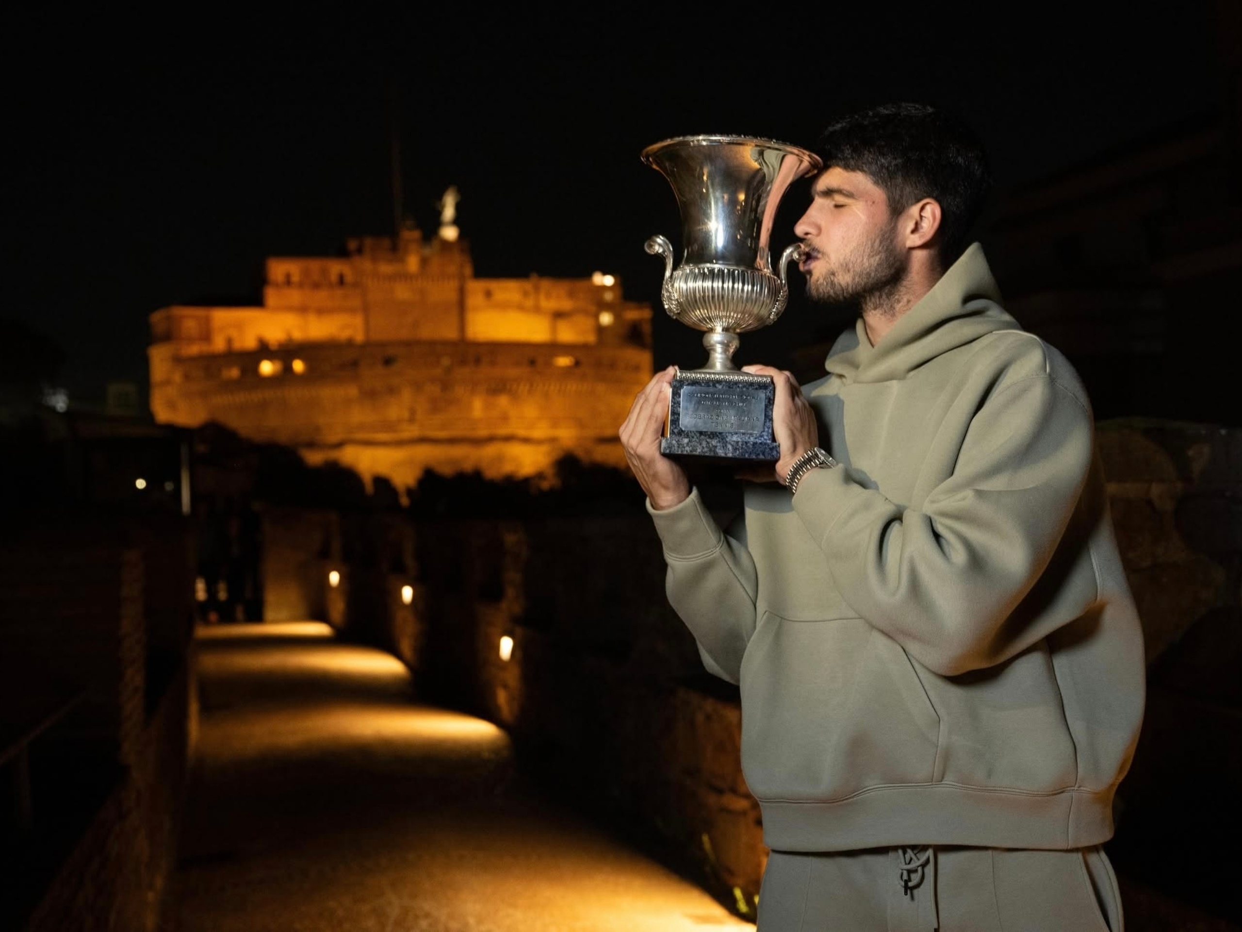 蒙特卡洛大师赛力克法网,兹维列夫带队取胜 蒙特卡洛大师赛力克法网,兹维列夫带队取胜