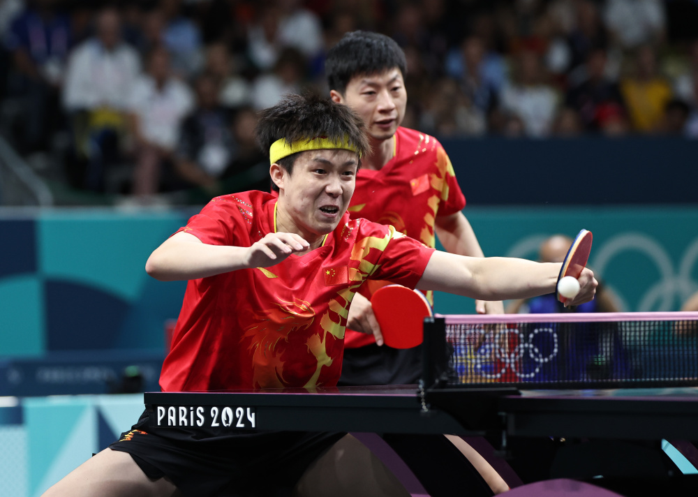 瑞典队力克奥地利队,马龙点燃赛场 瑞典队力克奥地利队,马龙点燃赛场