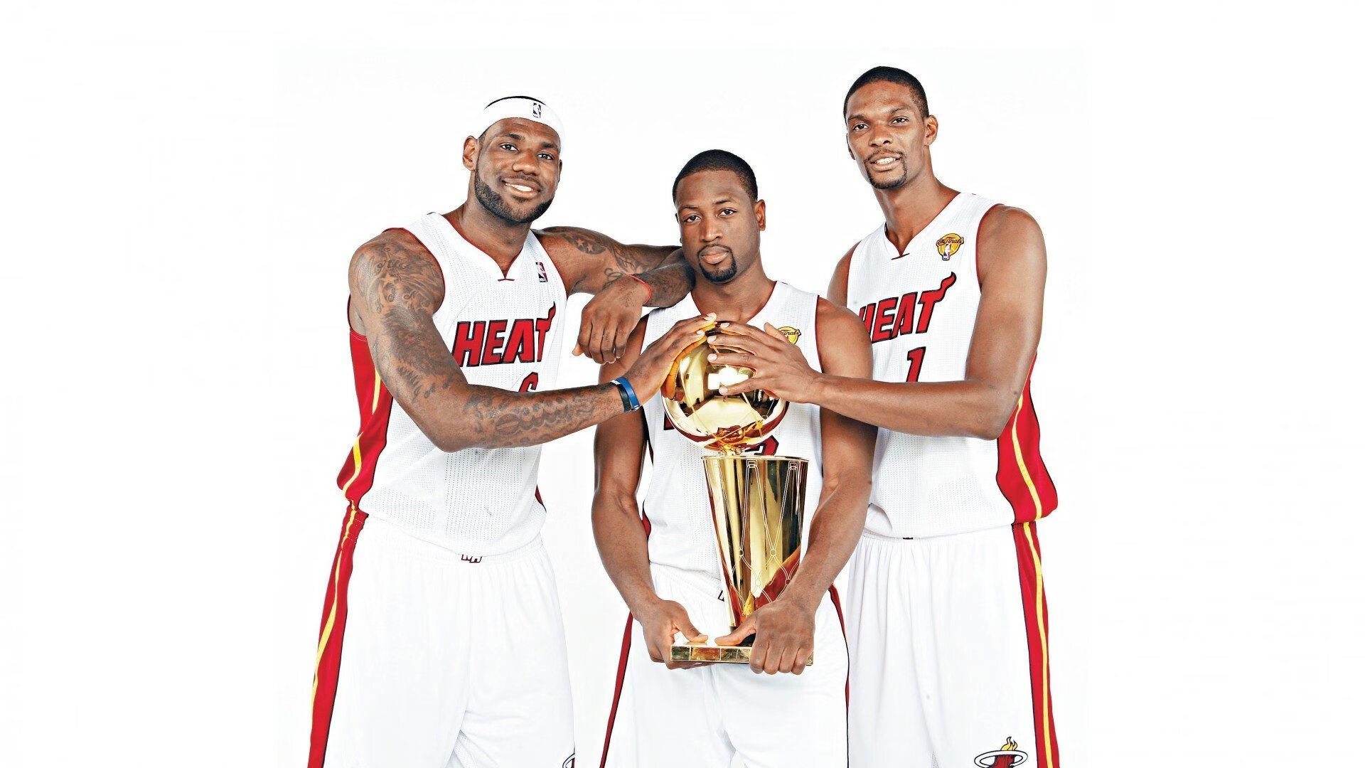 欧冠半决赛焦点战,西班牙加时鏖战,斗牛士精神刺穿三狮军团