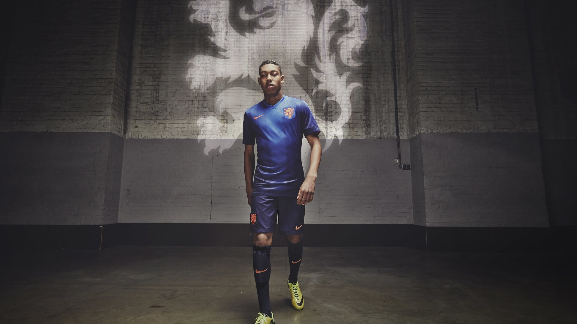 当F1引擎轰鸣遇见非洲鼓点，尼日利亚斩落雷恩的跨界启示