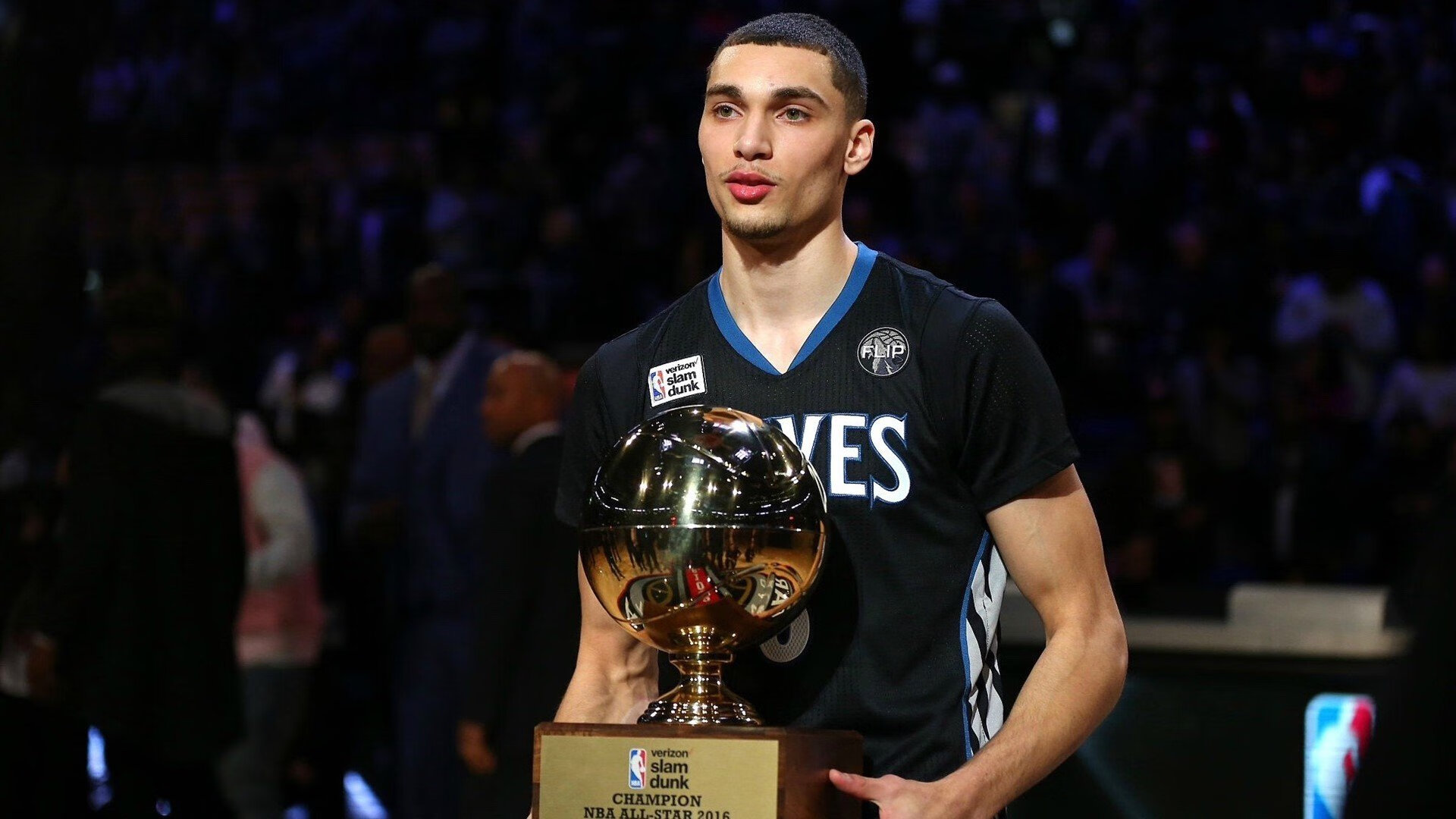 富安健洋，从哥斯达黎加防线到亚洲荣光的关键先生